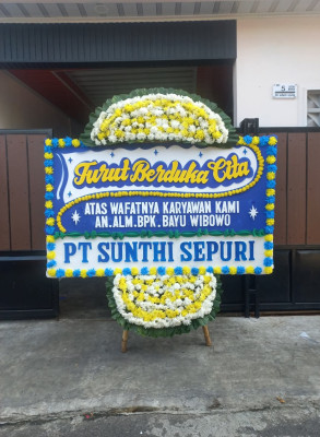 Papan Bunga Duka di Wita Waya
