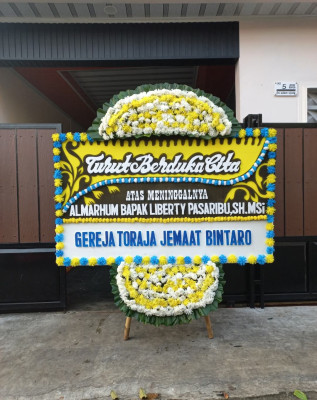 Papan Bunga Duka di Wita Waya
