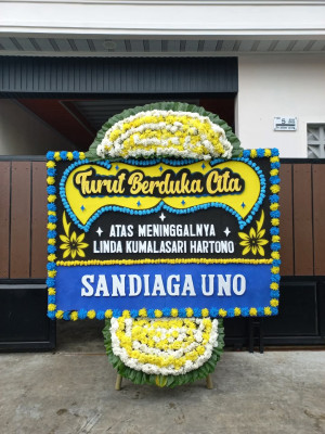 Papan Bunga Duka di Wita Waya